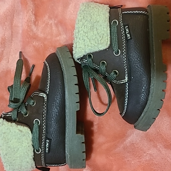 Carter's Toddler Boots Size 5 - Picture 3 of 12